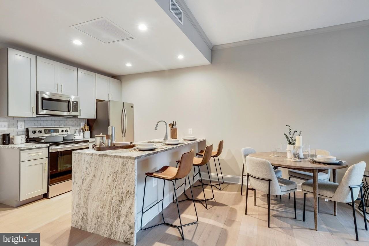 30 N 23RD Street #401 - Photo 5 of 31