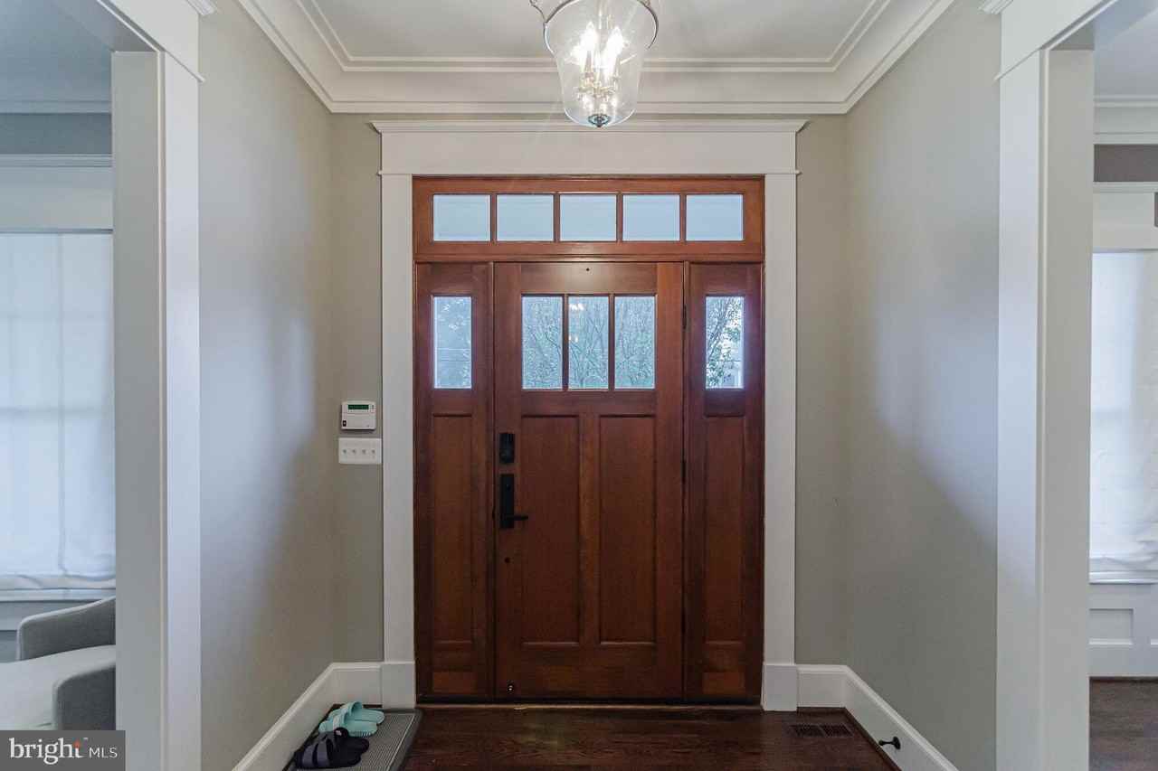 6801 Danforth St - Photo 4 of 29