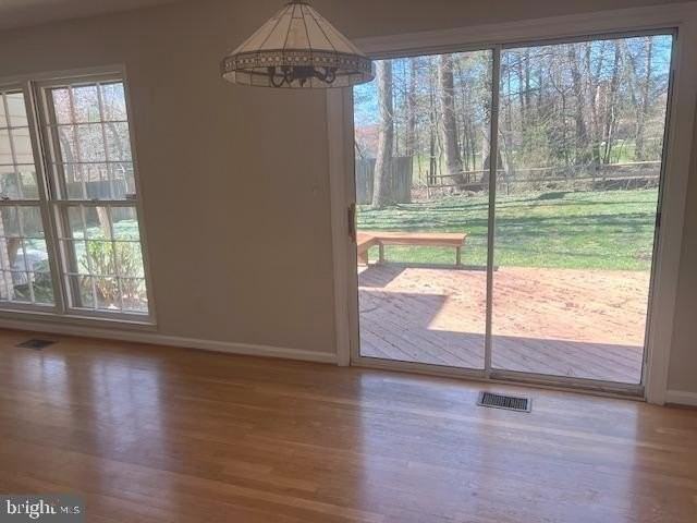 8523 Tysons Ct - Photo 6 of 25