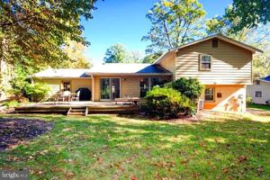 featured image of 8523 Tysons Ct