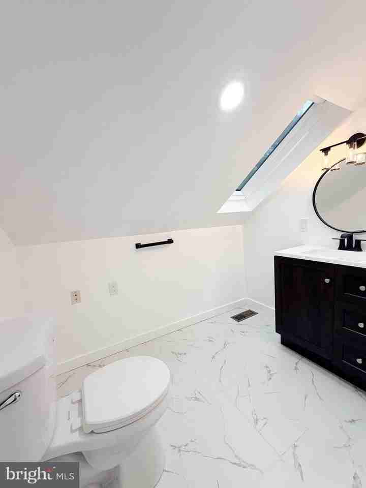 26B Jefferson Dr - Photo 7 of 23
