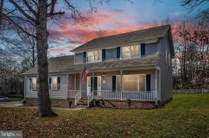 featured image of 14 Mayfair Dr