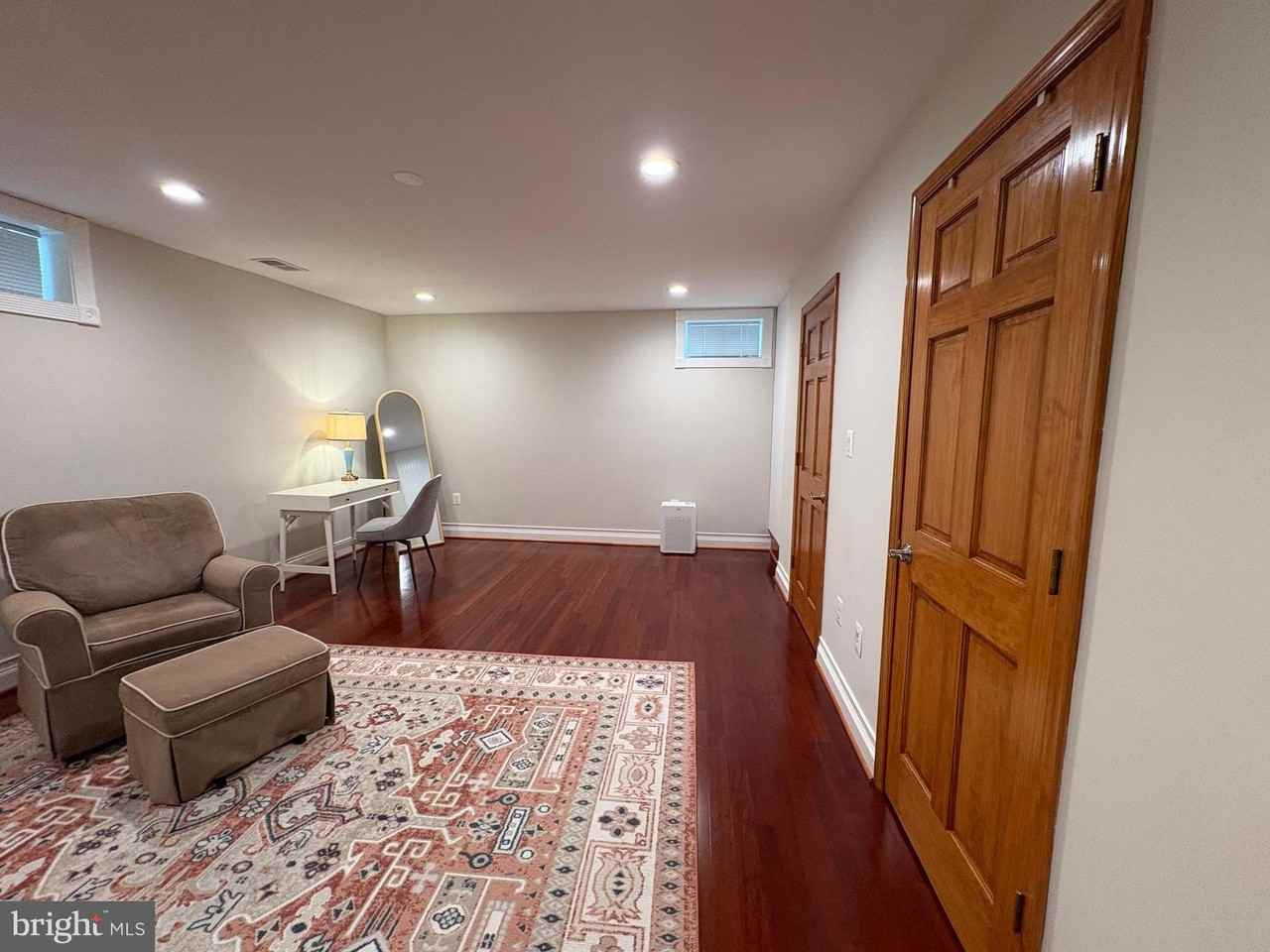 38 Cherry Hill Dr - Photo 5 of 29