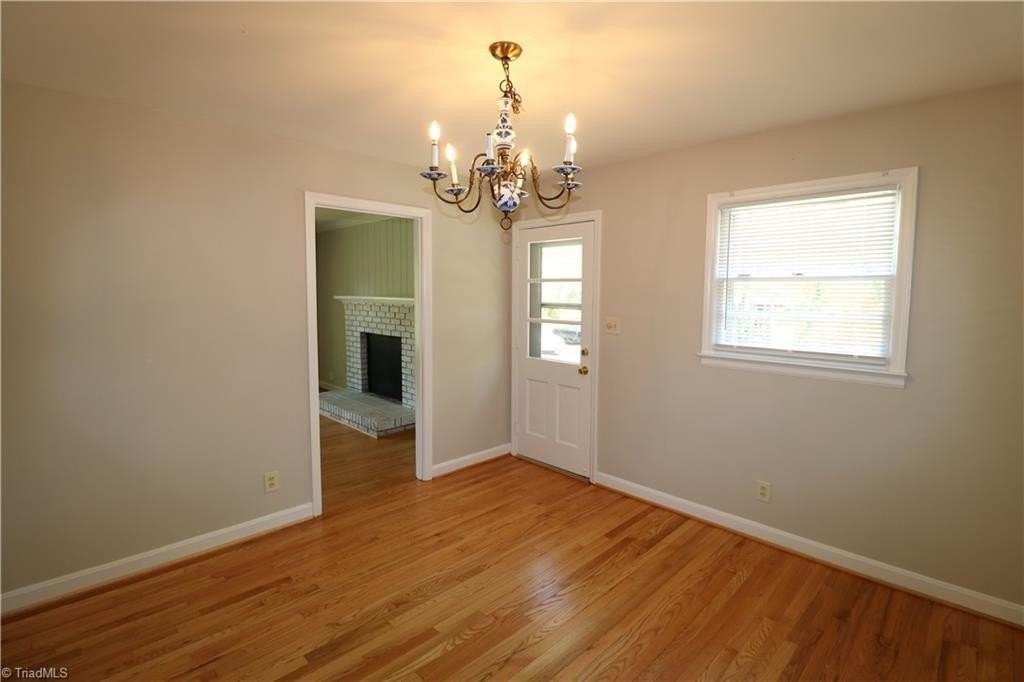 2316 Silas Creek Pkwy - Photo 6 of 14