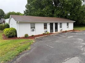 2123 Hollyrood St #B - Photo 1 of 1