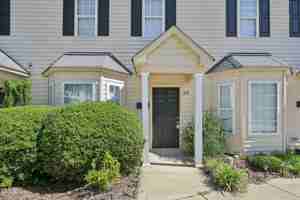 featured image of 278 S Raleigh St