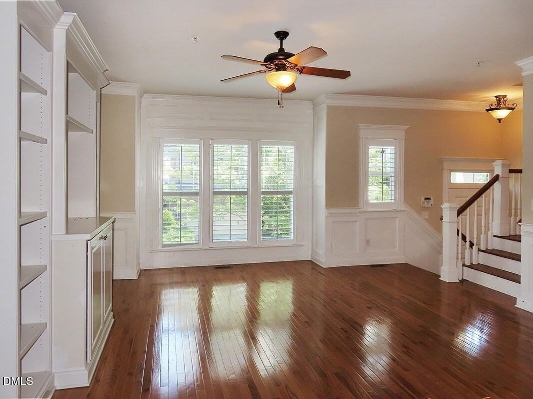 337 Rose Walk Ln - Photo 3 of 17