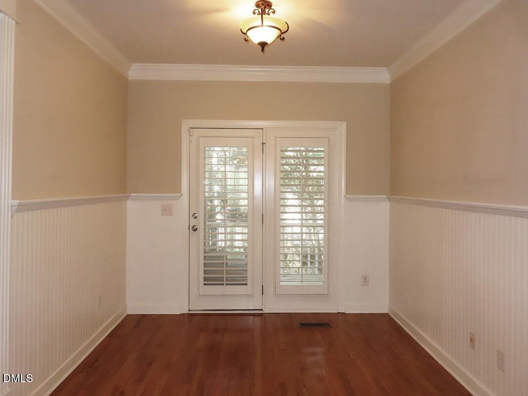 337 Rose Walk Ln - Photo 7 of 17