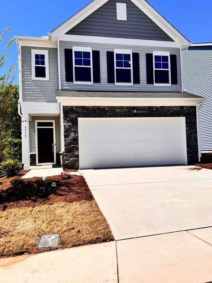 5712 Woodlawn Dr - Photo 2 of 40