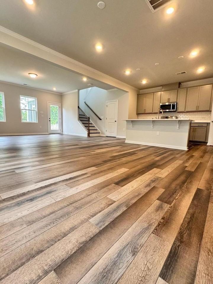 5712 Woodlawn Dr - Photo 5 of 40
