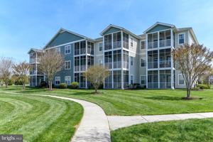 featured image of 33106 N Village Loop