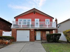 featured image of 430 E Chester St ##Main