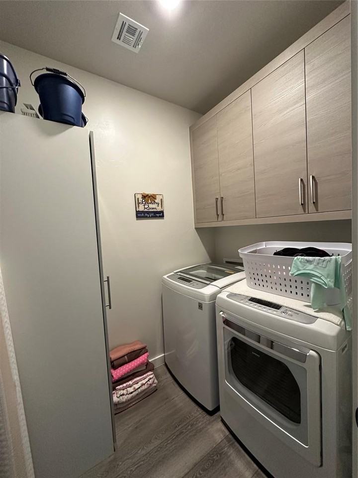 2533 Nw 129th St - Photo 6 of 22