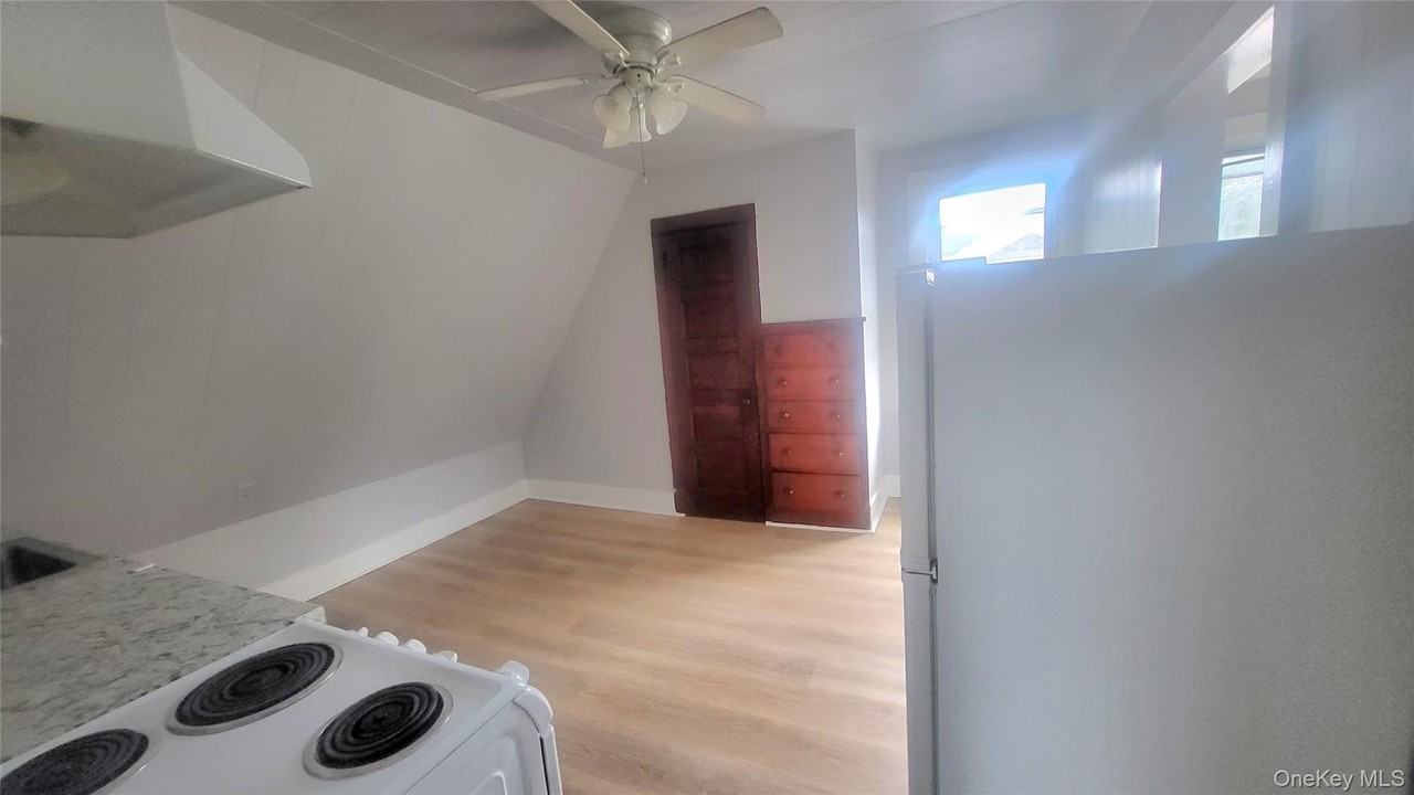 238 Church St Unit 3 - Photo 5 of 16