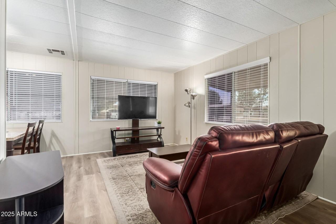 2650 W Union Hills Dr - Photo 5 of 29
