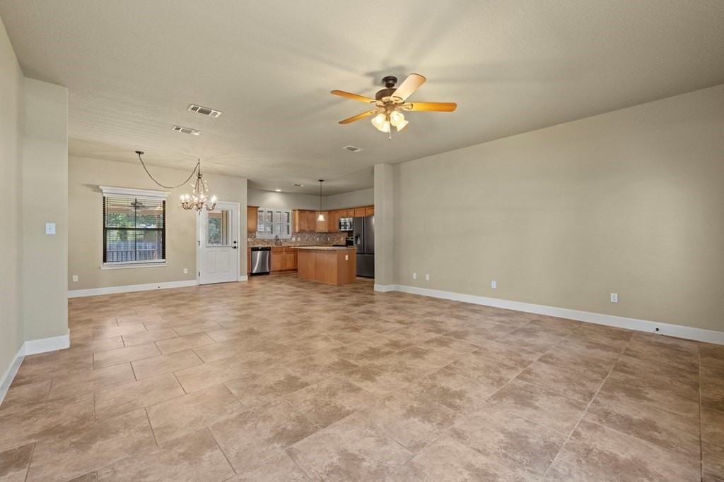 713 Englemann Oak Dr - Photo 4 of 17