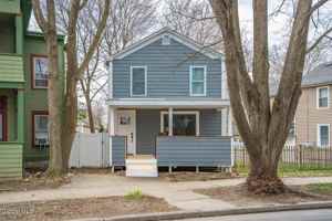 featured image of 106 Van Dam St