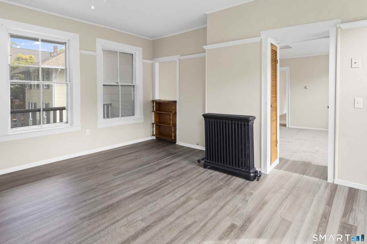 198 S Main St - Photo 6 of 21
