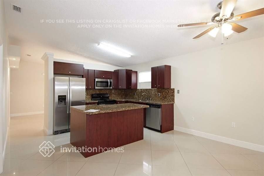 2476 W 72nd Pl - Photo 4 of 19