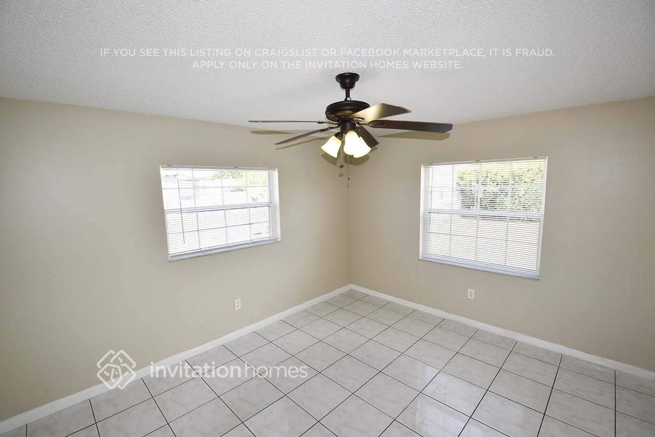 10927 Gallery St - Photo 6 of 13