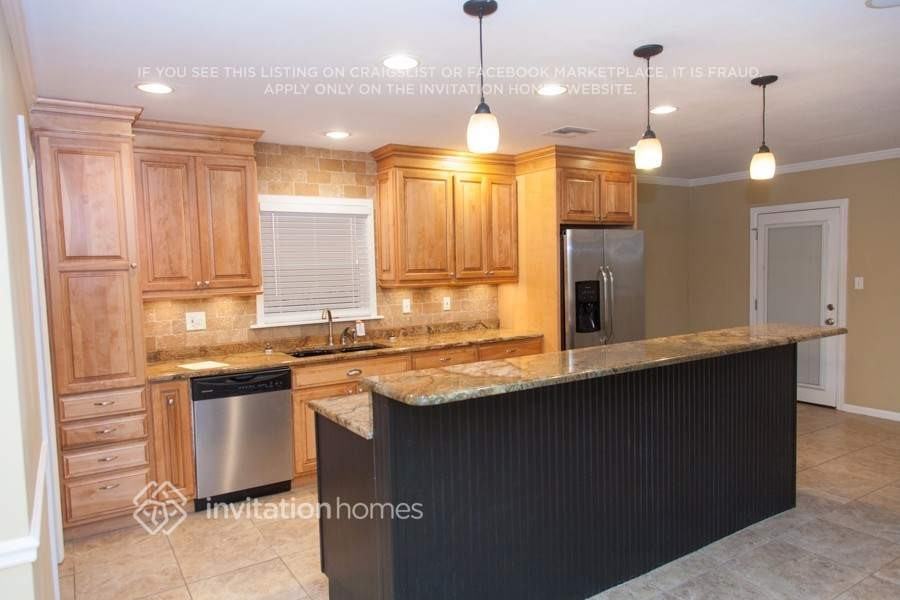 2018 W Jorome Dr - Photo 3 of 12