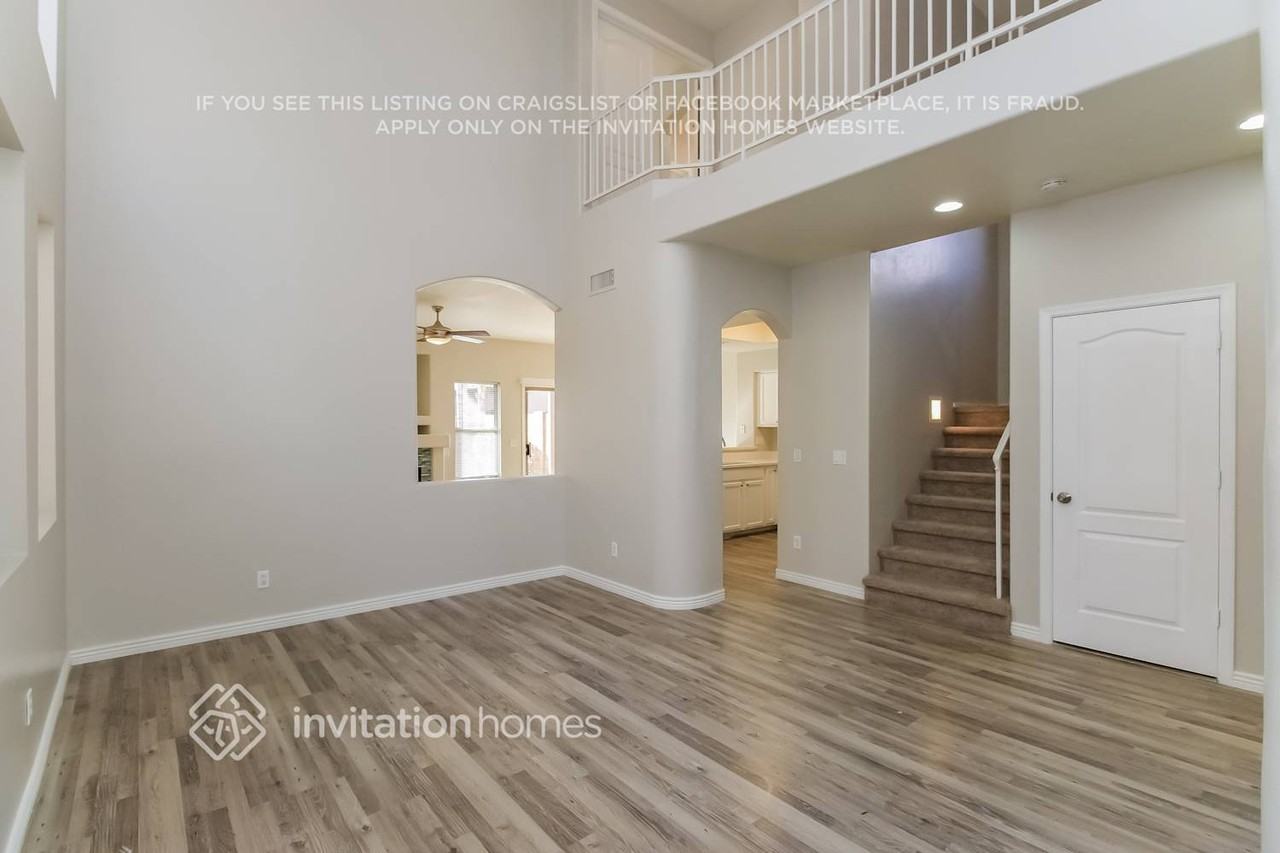 7243 E Kramer St - Photo 3 of 16