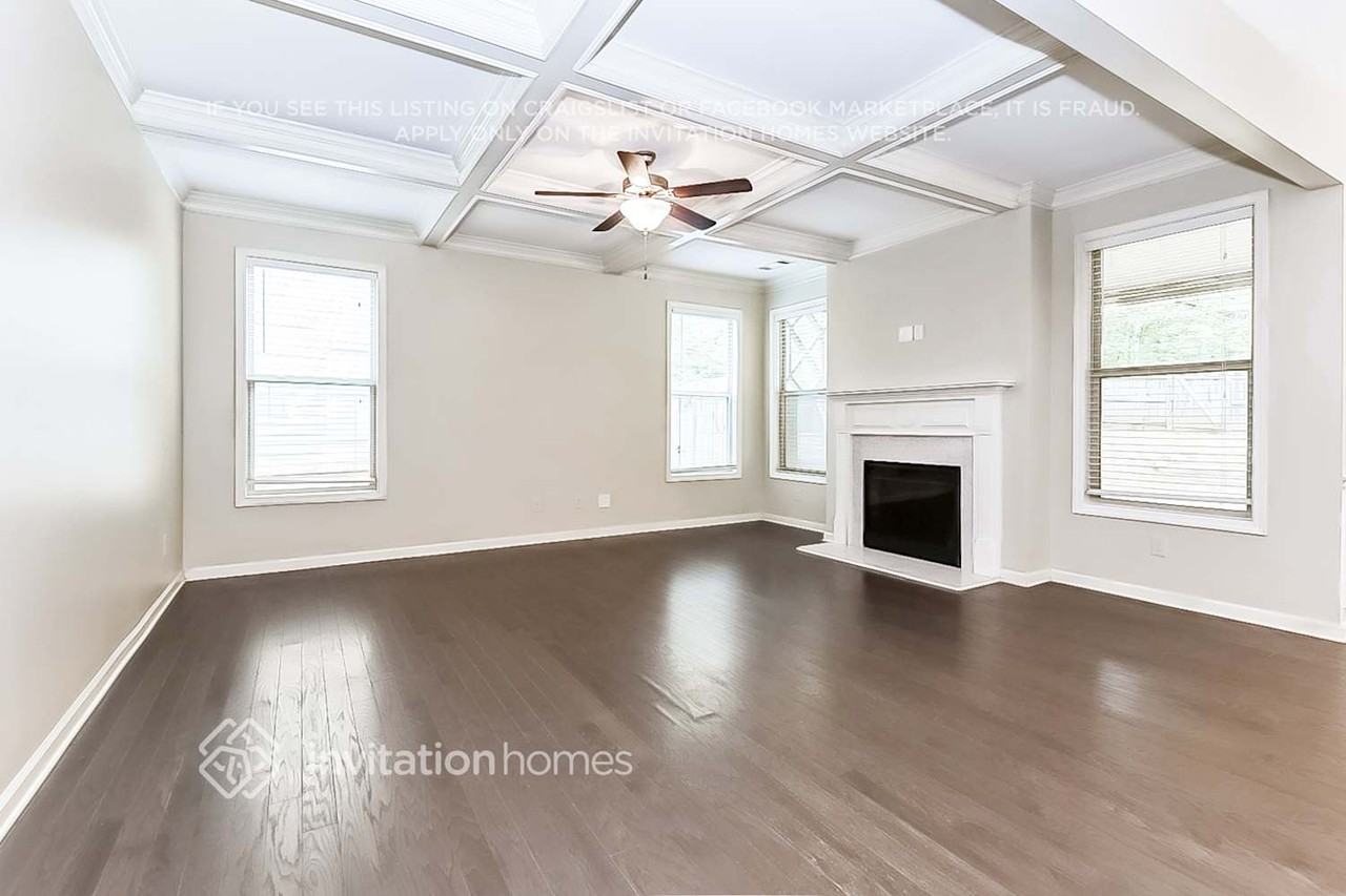 2175 Black Pebble Cir - Photo 5 of 18