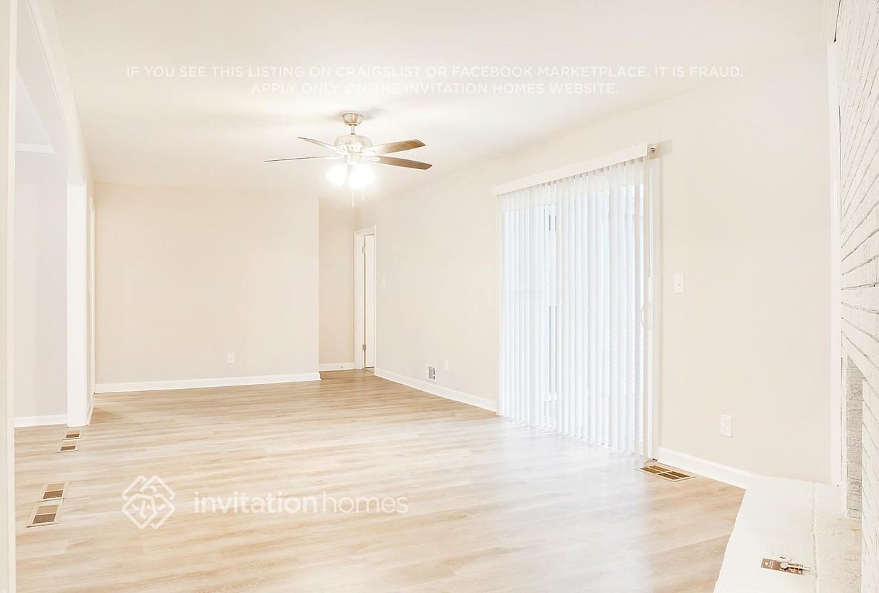 3610 Warbler Dr - Photo 7 of 26