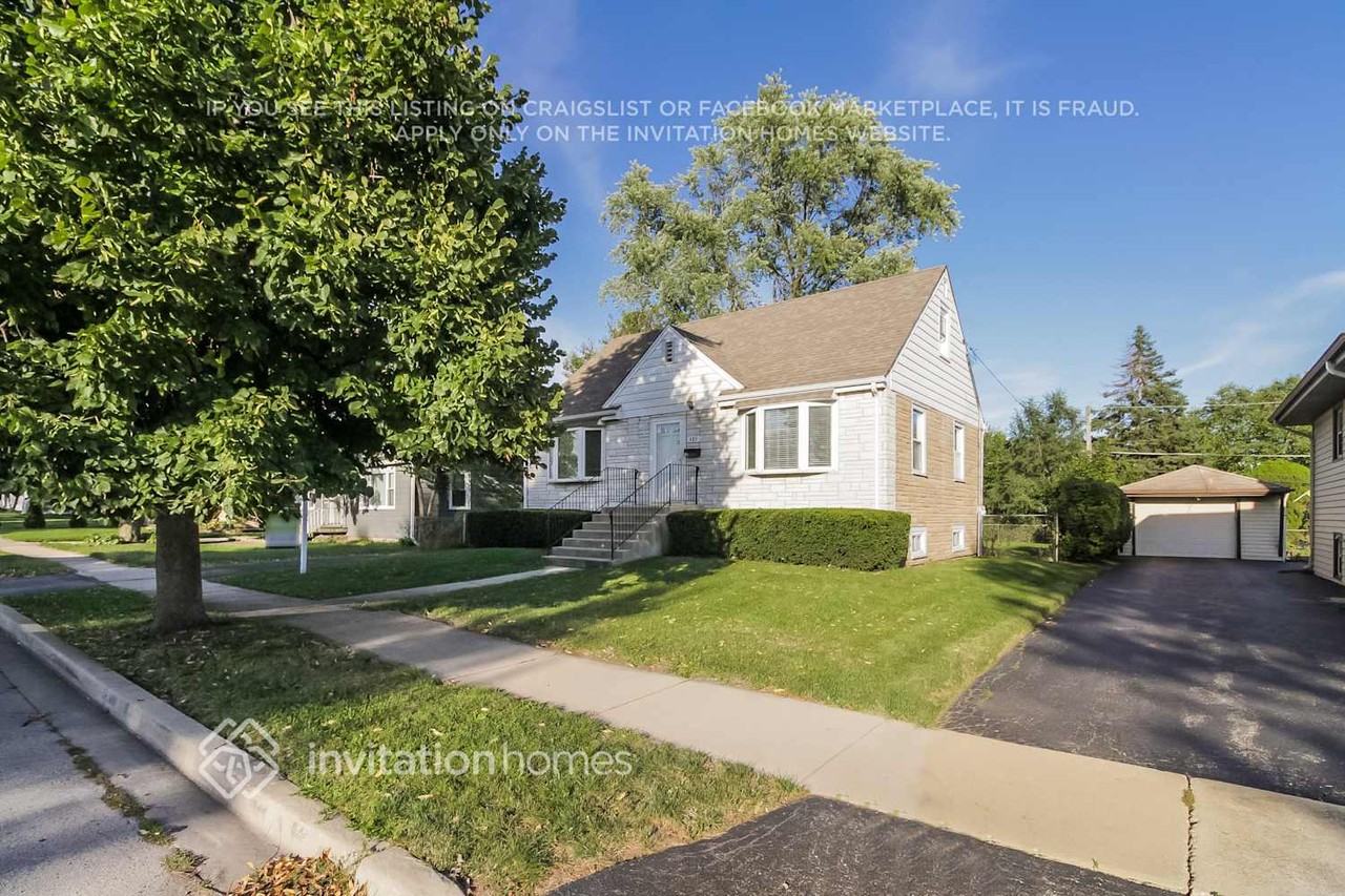 485 N Beverly Ave - Photo 5 of 19