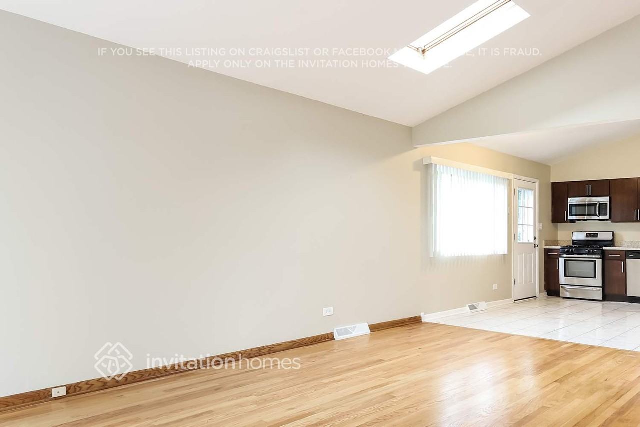 446 N Ellsworth Ave - Photo 5 of 18