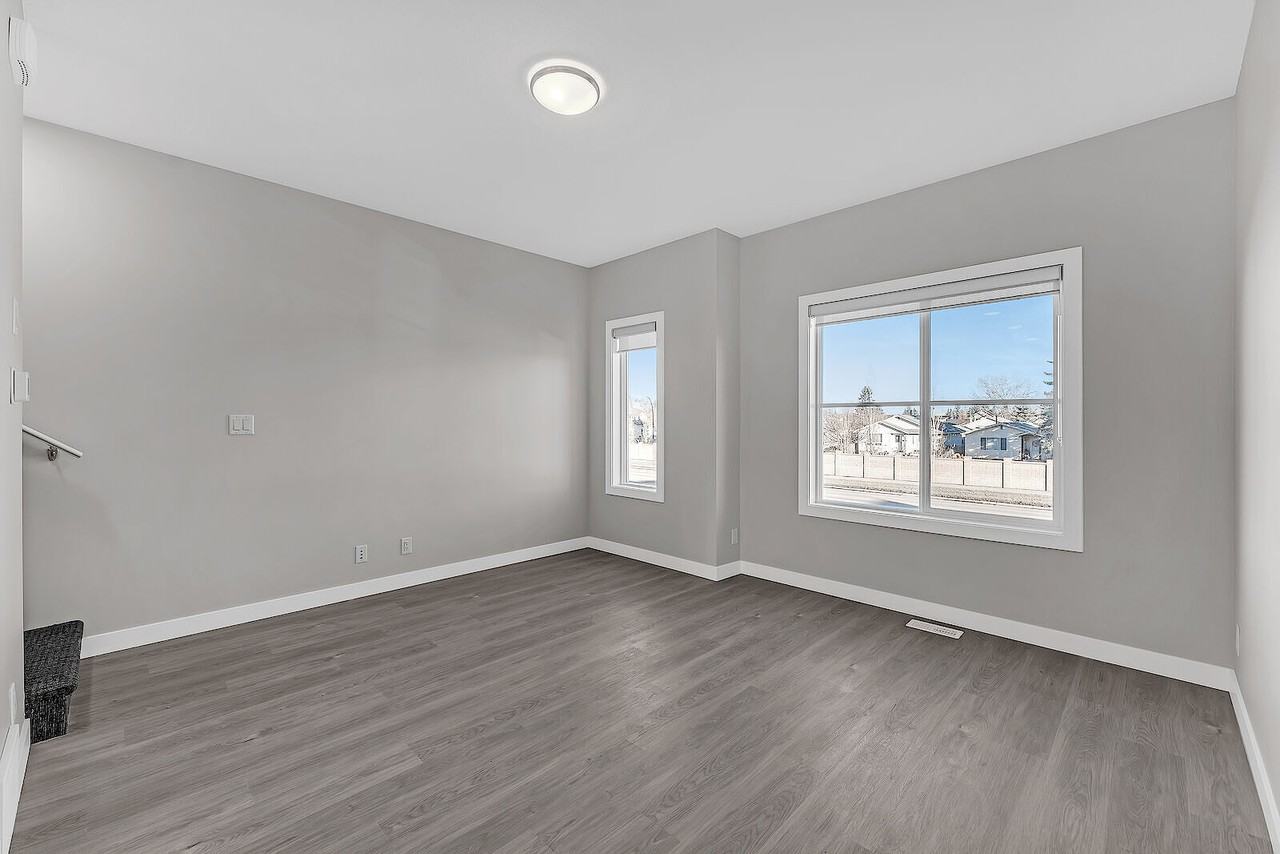 14 Ave SE & 68 St SE - Photo 6 of 11