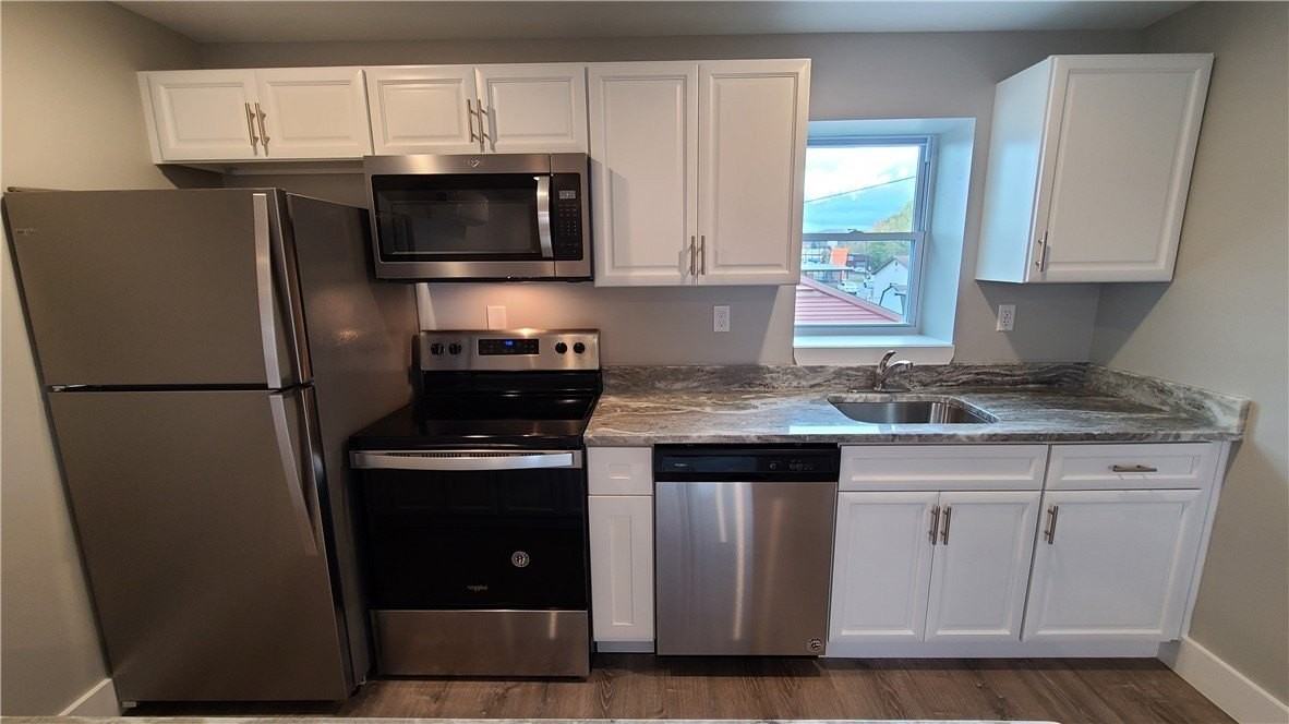 1331 Freeport Rd - Photo 6 of 32