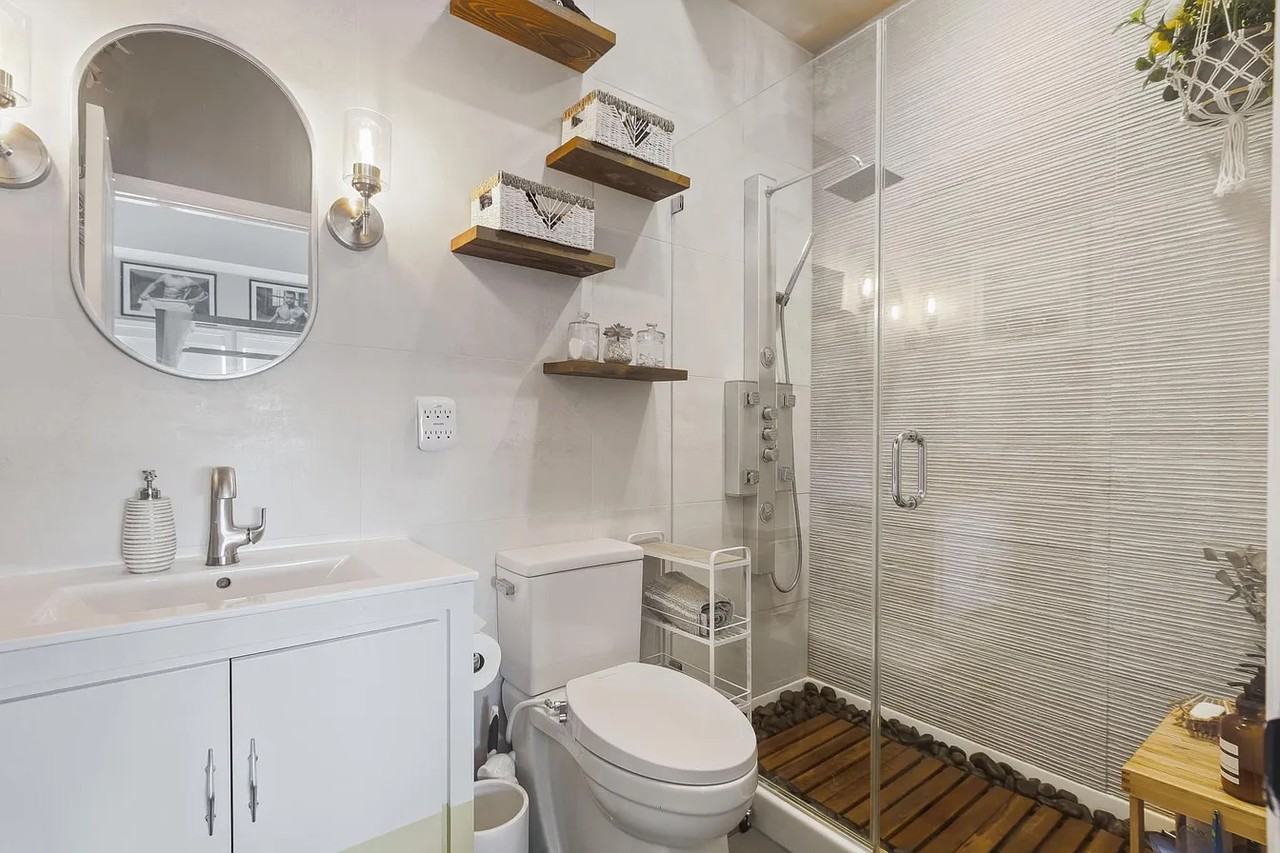 1830 I Street Northeast #4 - Photo 4 of 16