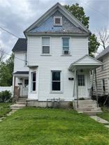 410 Walnut St - Photo 1 of 1