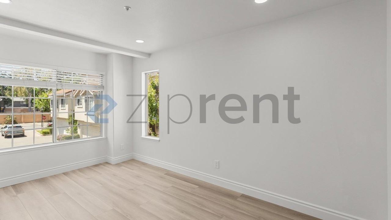 3590 Sunnydays Ln - Photo 6 of 28
