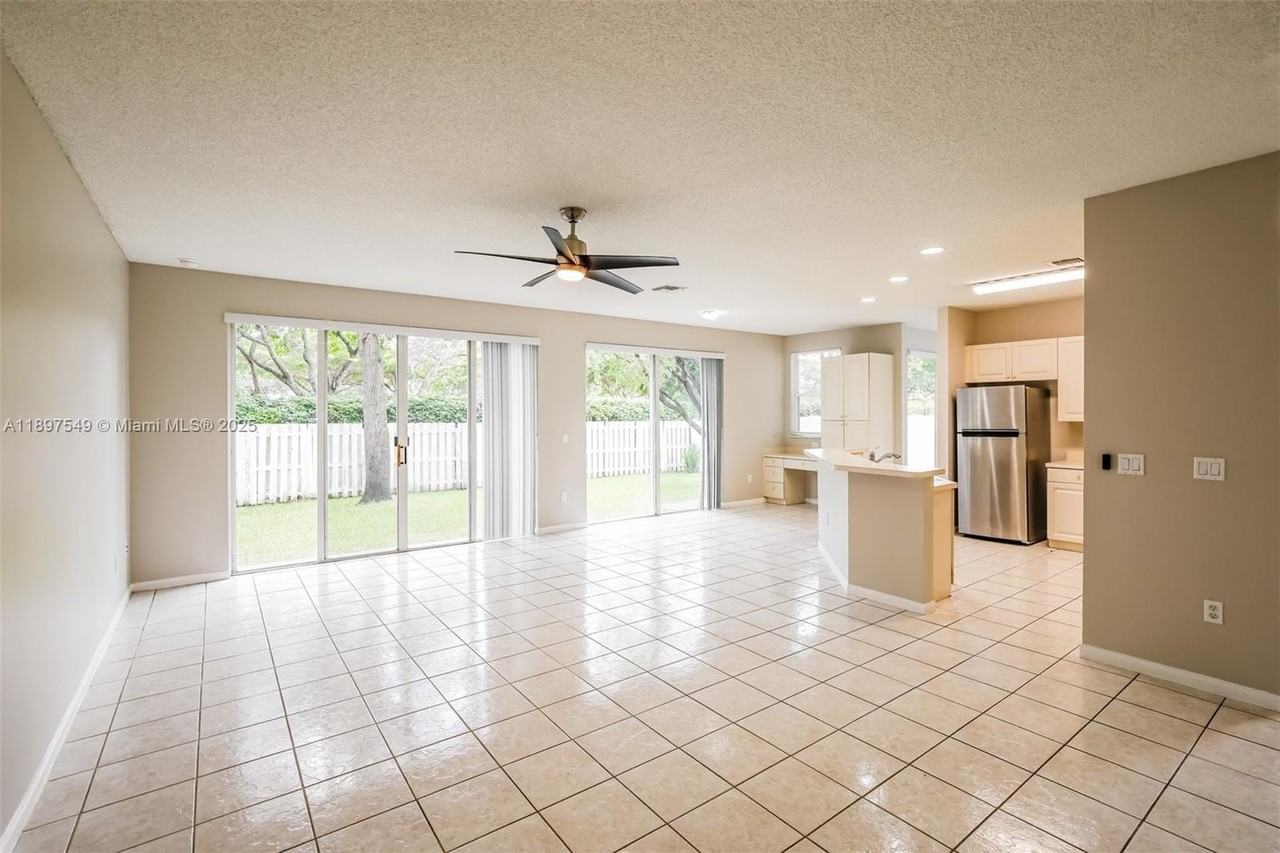 1436 Nw 159th Ln - Photo 6 of 15