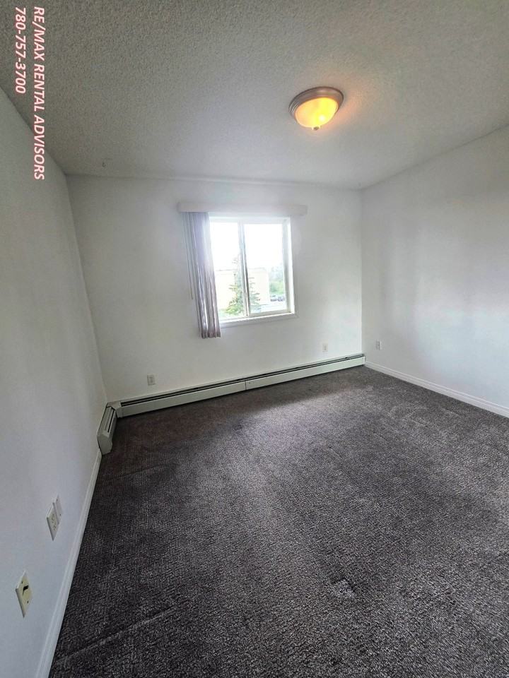 #403 14708 50 Street Northwest - Photo 6 of 16