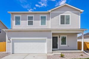 featured image of 2155 Alyssa St