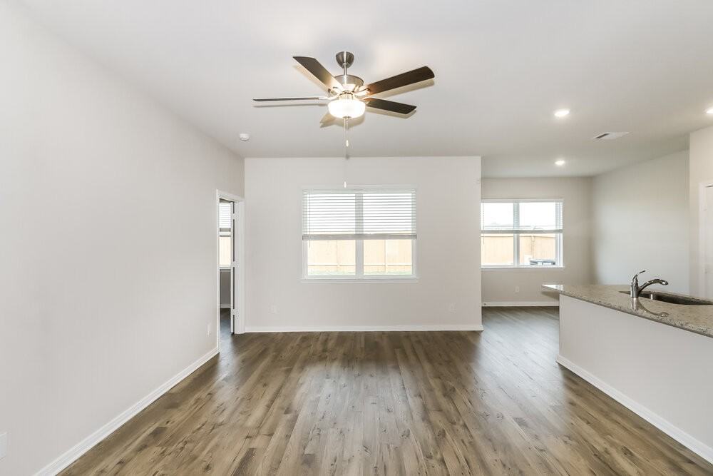 7523 Tipton Meadow Way - Photo 4 of 19