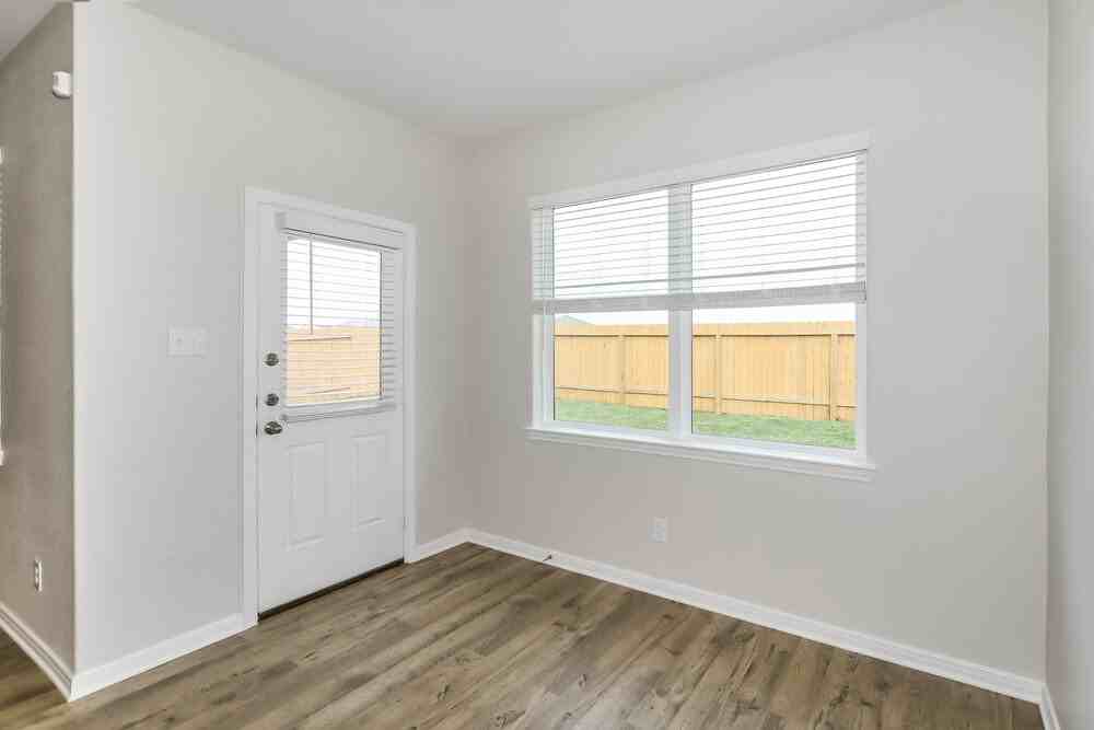 7523 Tipton Meadow Way - Photo 6 of 19