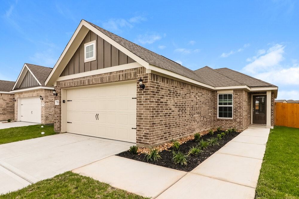7535 Tipton Meadow Way - Photo 3 of 19