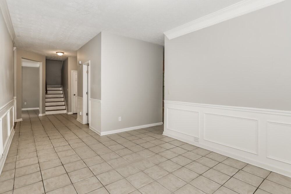 416 Heathcliff Ct - Photo 7 of 17