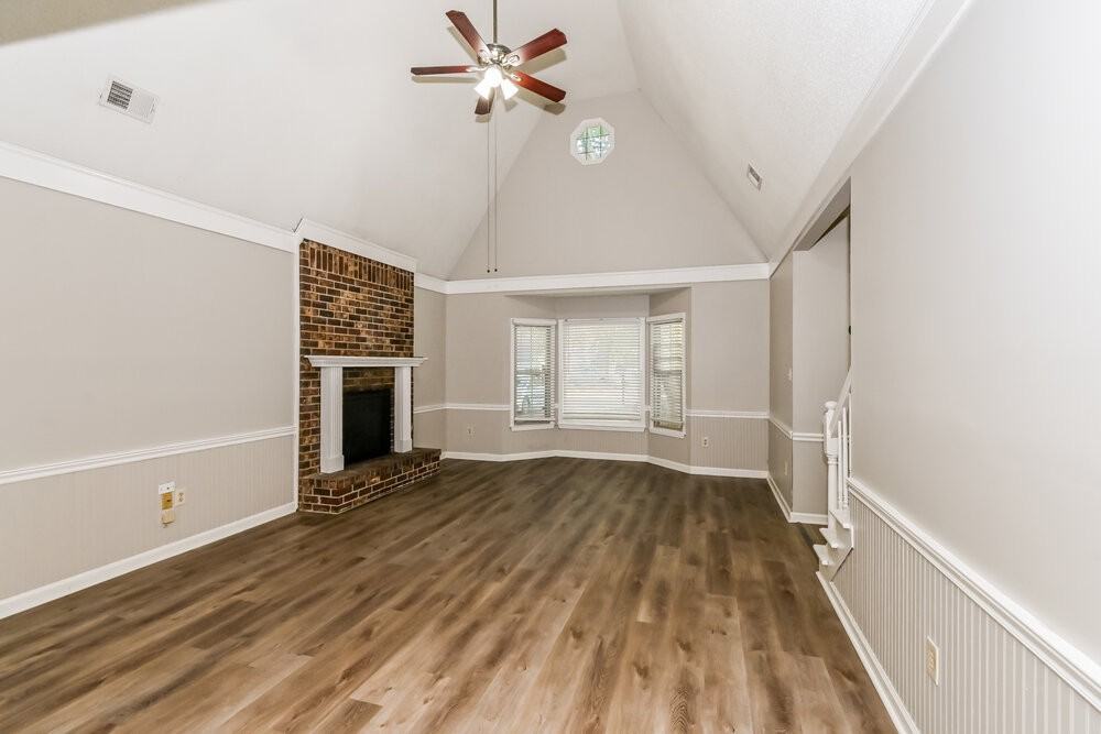 861 White Pine Dr - Photo 4 of 17