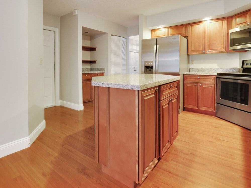 13515 Northumberland Cir - Photo 5 of 15