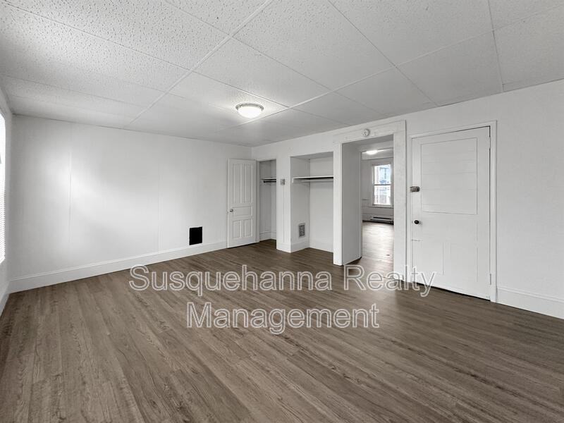 344 N Mulberry St #2 - Photo 2 of 13