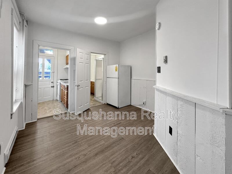 344 N Mulberry St #2 - Photo 6 of 13