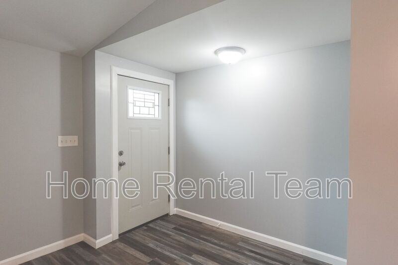55 Peachtree Dr - Photo 2 of 24