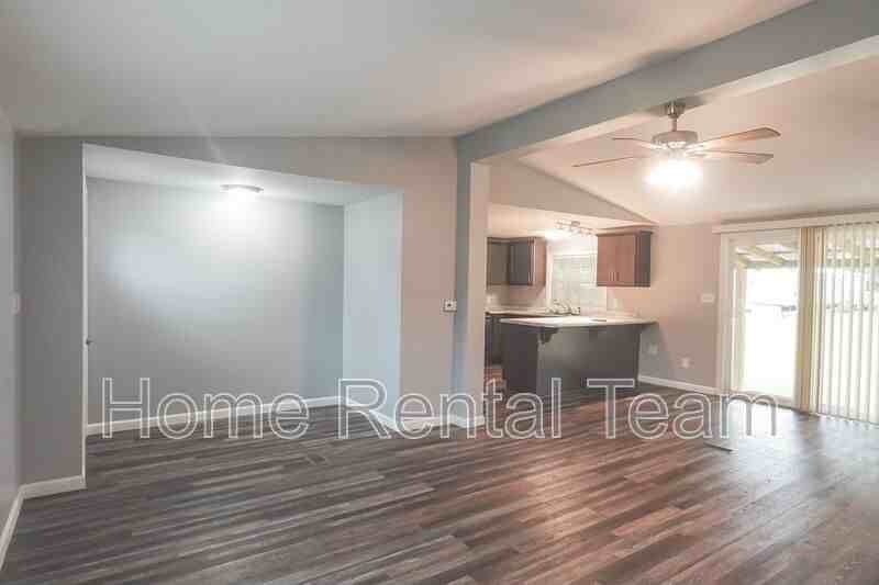 55 Peachtree Dr - Photo 6 of 24