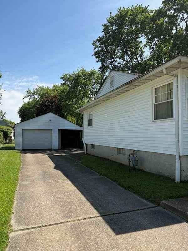 4213 Kenneth Rd - Photo 2 of 4