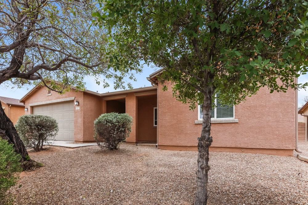 8351 W Screech Owl Dr - Photo 3 of 16